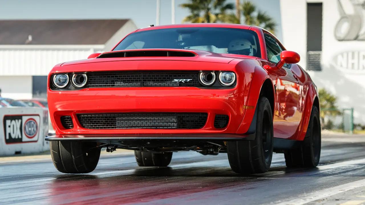 dodge challenger srt demon vs ferrari - Can a Dodge Demon beat a Bugatti
