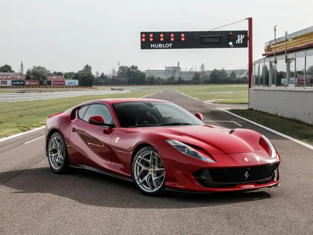 Ferrari 812 Superfast: Ofertas de arrendamiento - Can a Ferrari be leased ferrari 812 superfast lease deals - Can a Ferrari be leased