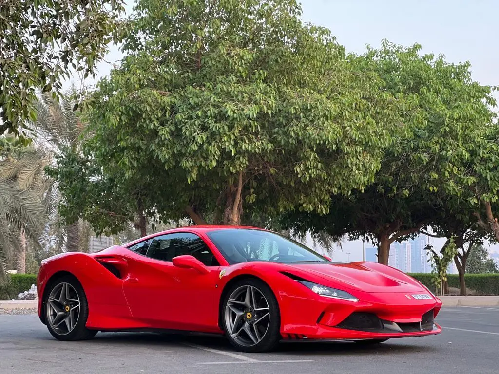 ferrari on rent with driver dubai - Can we hire a car with driver in Dubai