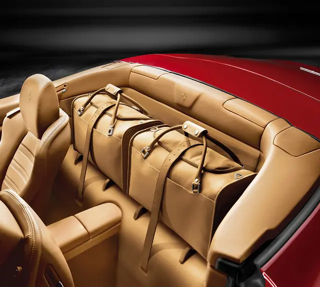 ferrari california rear seats - Can you sit 4 people in a Ferrari California