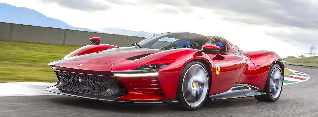 bugatti ferrari lamborghini - Cómo se llama el auto más caro del mundo