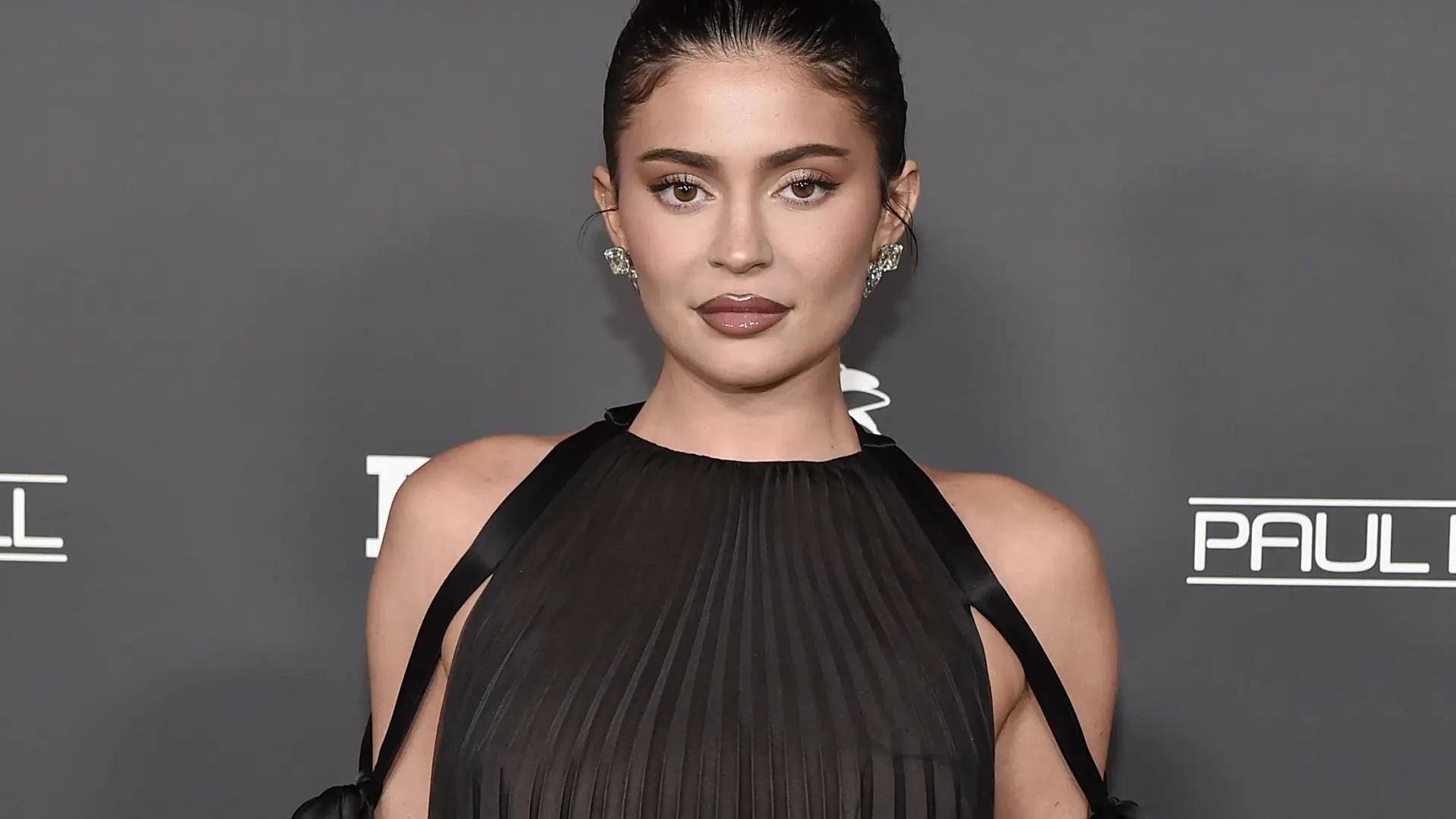 ferrari que kylie le regala a su mejor amiga jordyn - Cómo se llama la mejor amiga de Kylie