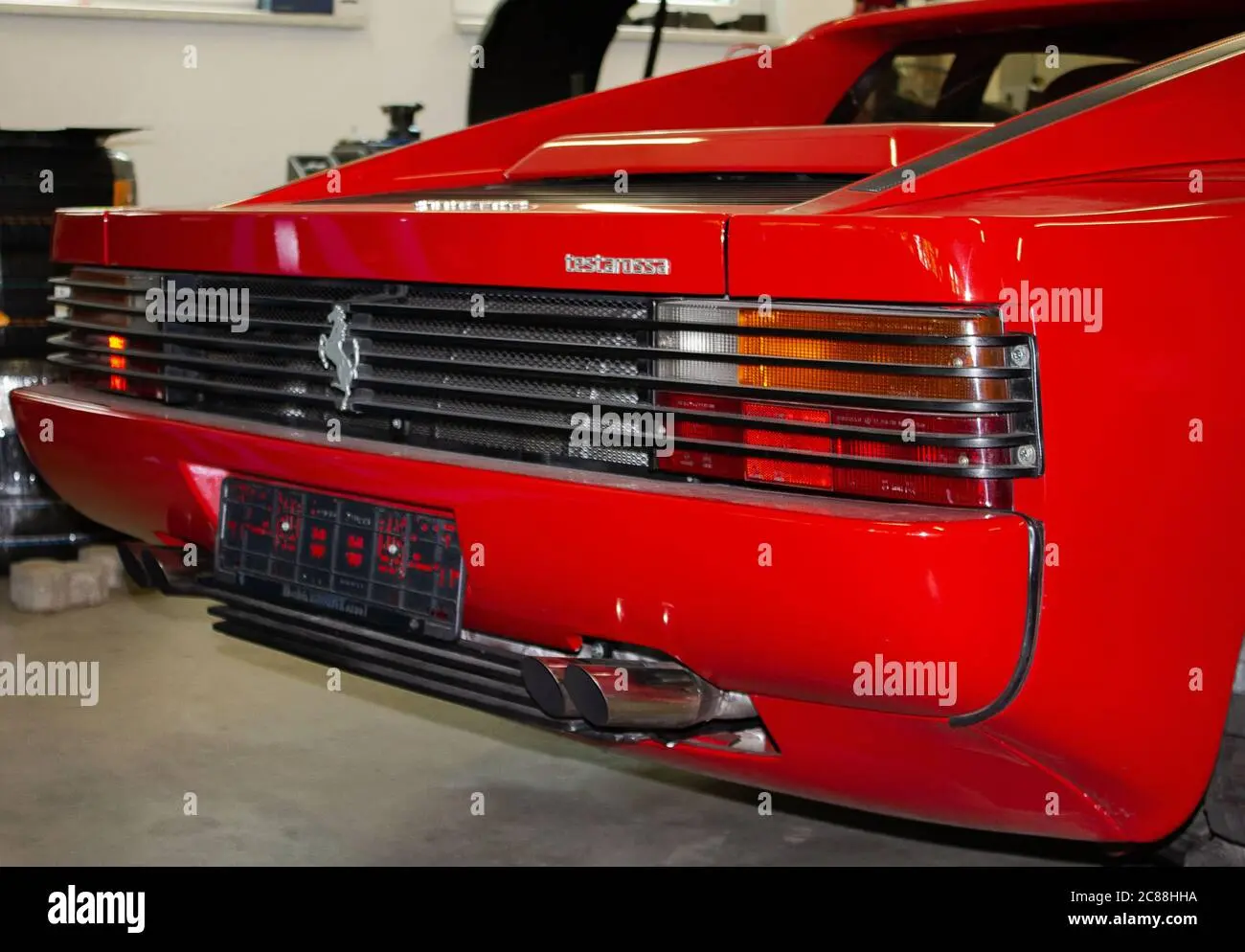 como se llama la parte de atras de los ferraris - Cómo se llama la puerta de atrás de un auto