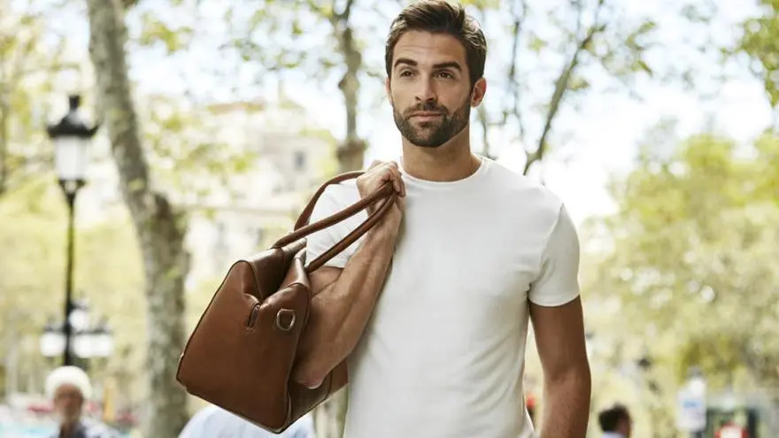 Bolsos Ferrari para hombre: Estilo y funcionalidad en un solo accesorio - Cómo se llama las bolsas para hombre bolsos ferrari para hombre - Cómo se llama las bolsas para hombre