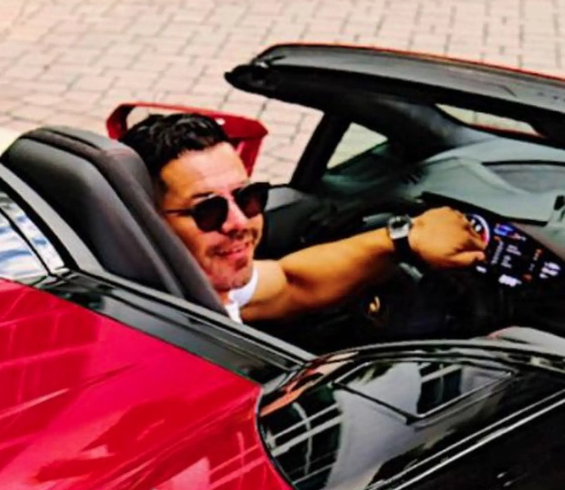 ferrary de pitee alveiro - Cuál es el carro de Piter Albeiro