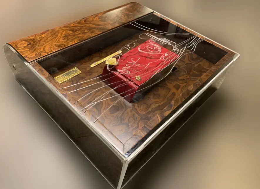 el libro de oro de ferrari - Cuál es el libro de oro