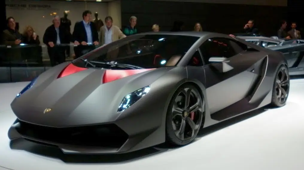 ferrari elemento - Cuánto corre un Lamborghini elemento