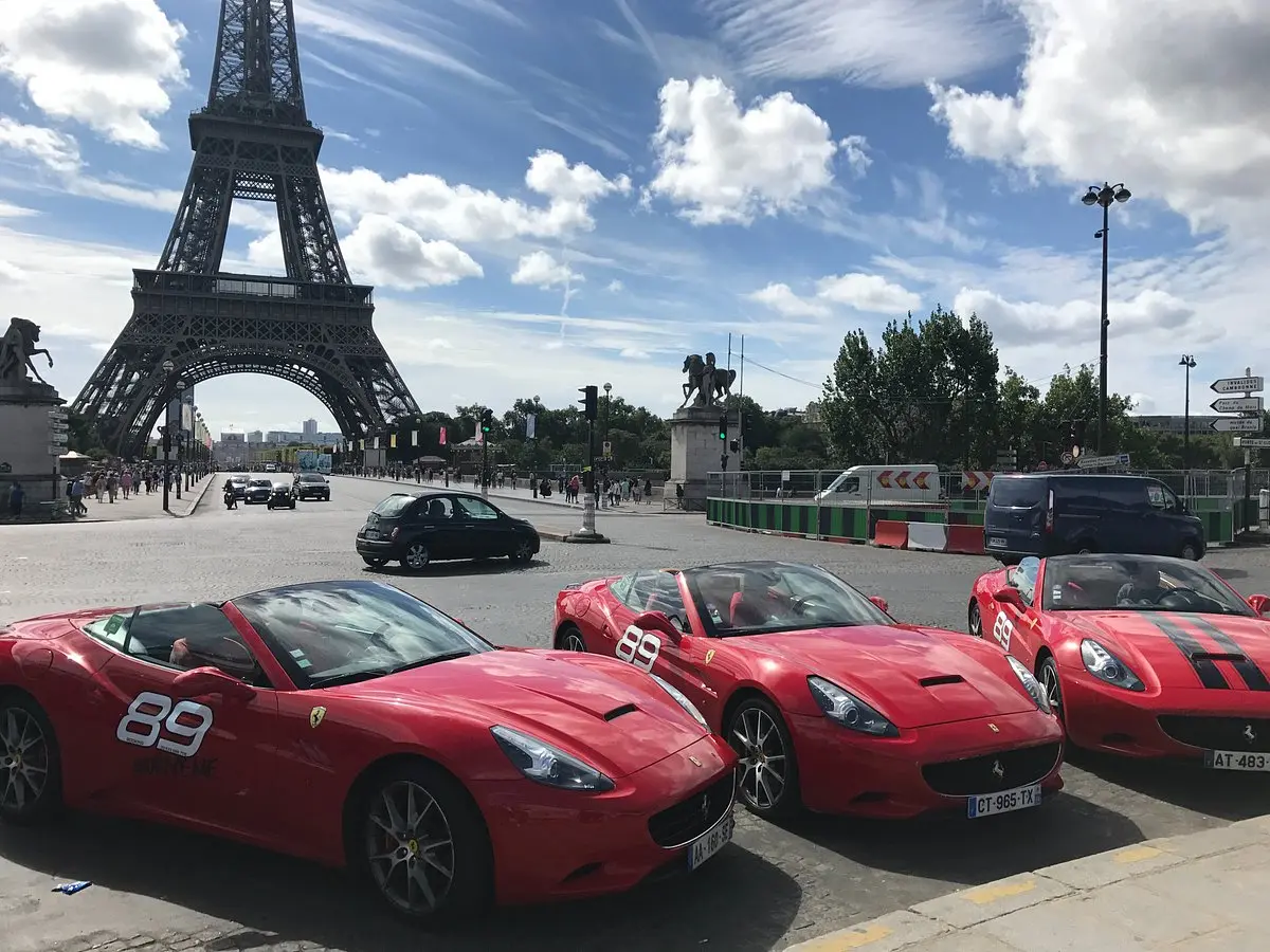 ferrari 89 euros paris - Cuánto cuesta conducir un Ferrari en París