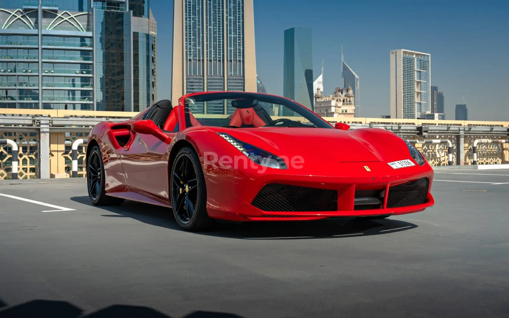cuanto cuenta una ferrari en dubai - Cuánto vale la patente 1 en Dubai