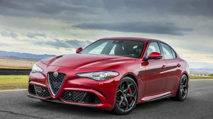 cuanto cuesta un ferrari alfa romeo en euros - Cuánto valen los Alfa Romeo