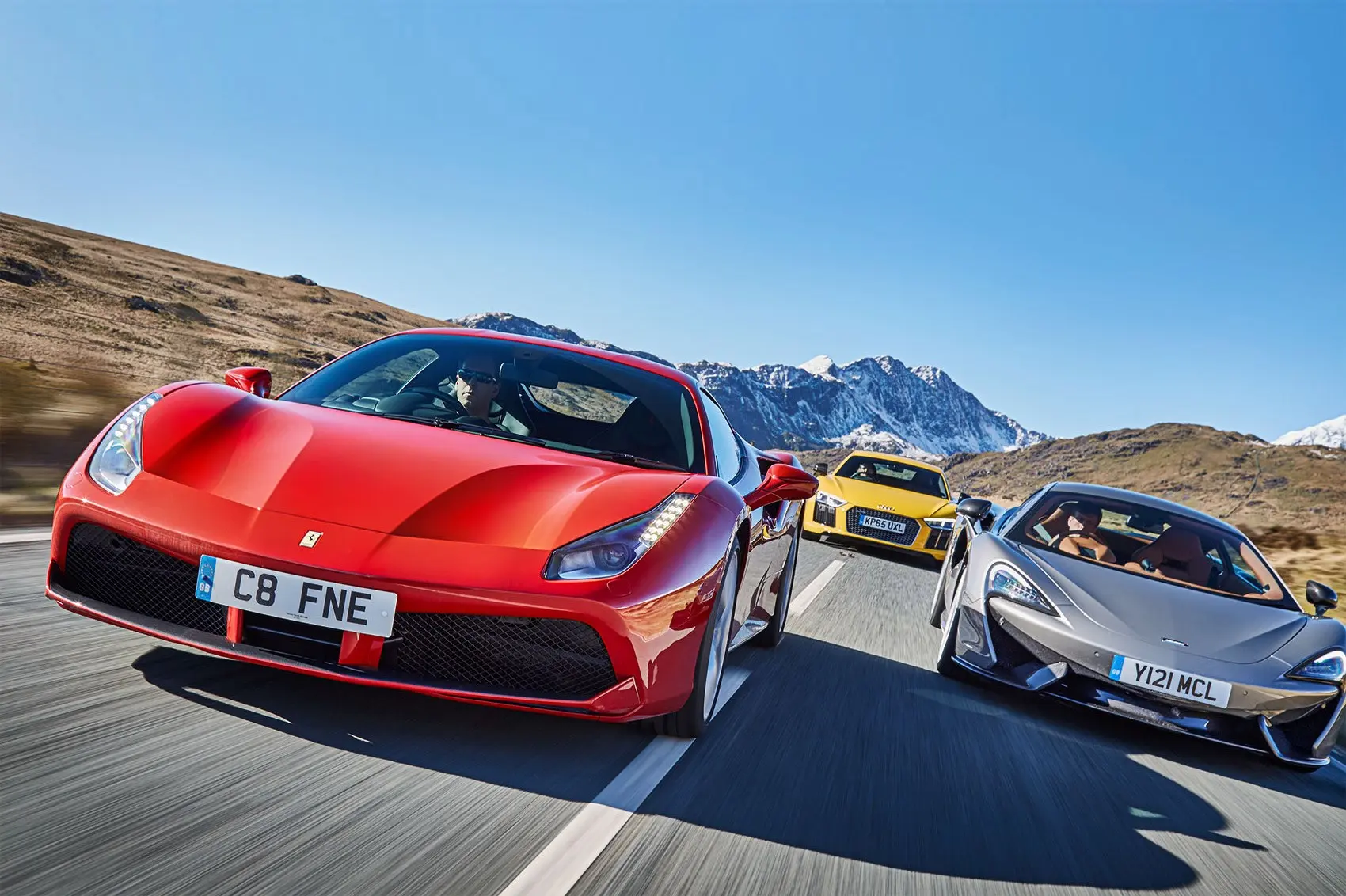 Mclaren 570s vs Ferrari 488: Una comparativa de dos titanes de la velocidad - Cuántos caballos tiene el Mclaren 570 mclaren 570s vs ferrari 488 - Cuántos caballos tiene el Mclaren 570