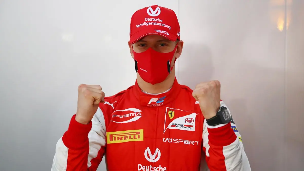 mijael shumager regalo ferrari a papa - Dónde está viviendo Michael Schumacher