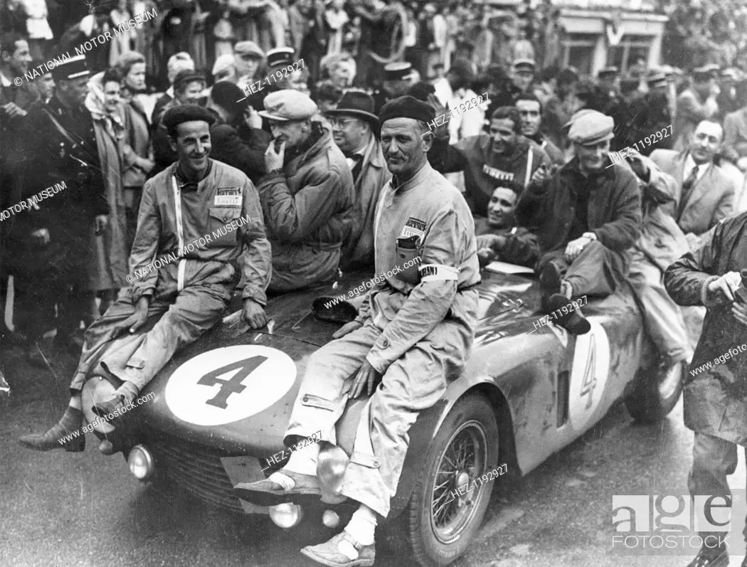 caricatura don jose froilan en el auto ferrari 24 - Dónde vive el indio Froilán
