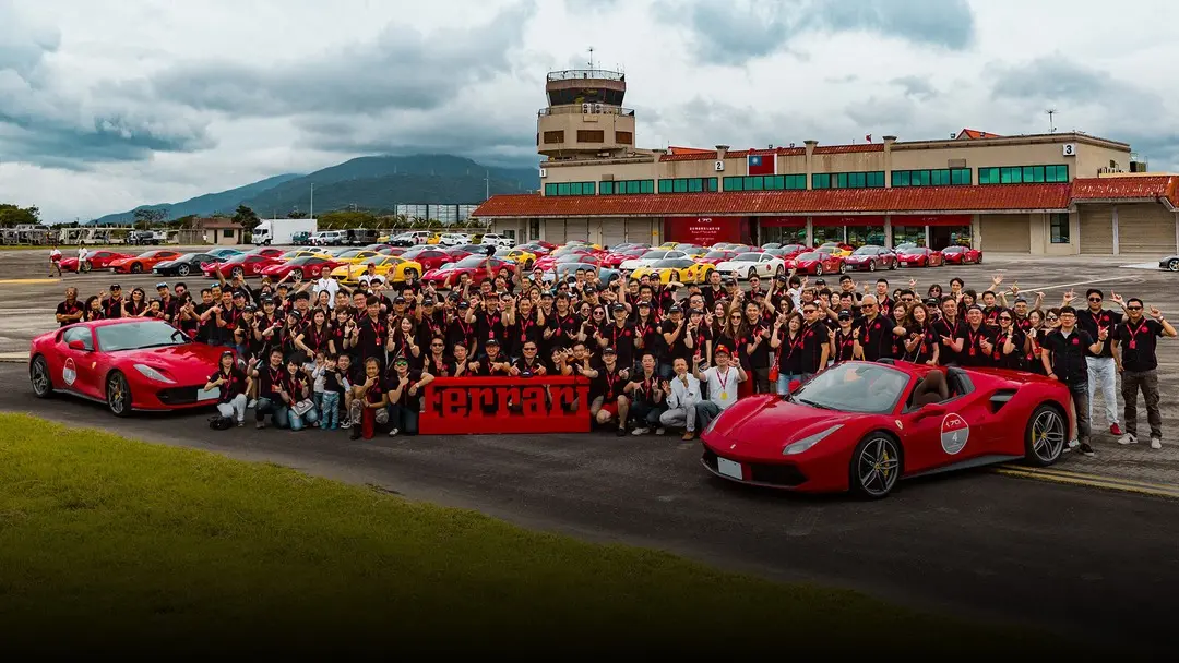 ferrari club australia - How many people are in the Ferrari Club