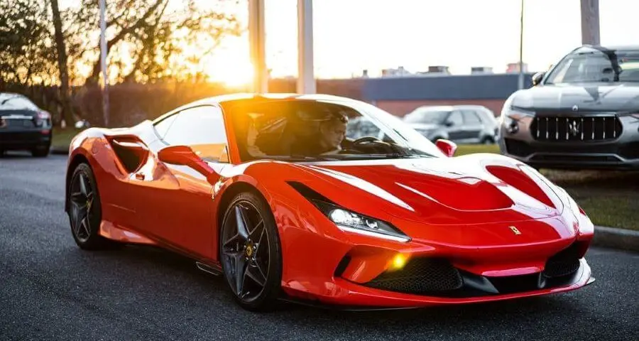 ferrari vs lamborghini price - How much does a Ferrari and Lamborghini cost