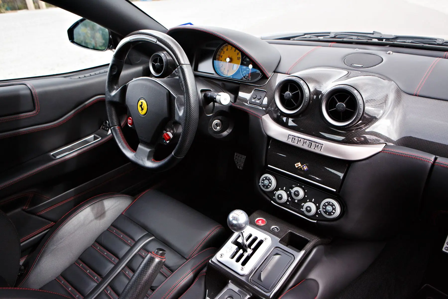 Ferrari 599 con transmisión manual: Una experiencia de conducción emocionante - How much is a Ferrari 599 GTB manual ferrari 599 manual transmission - How much is a Ferrari 599 GTB manual
