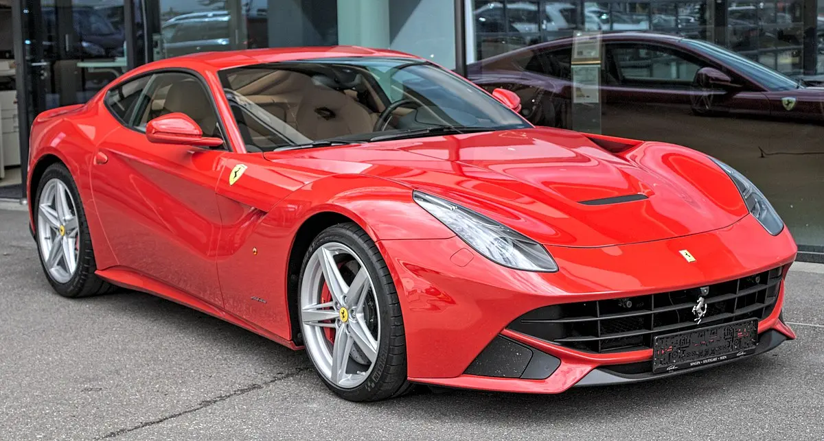 ferrari f12 berlinetta specs - Is F12berlinetta a hypercar
