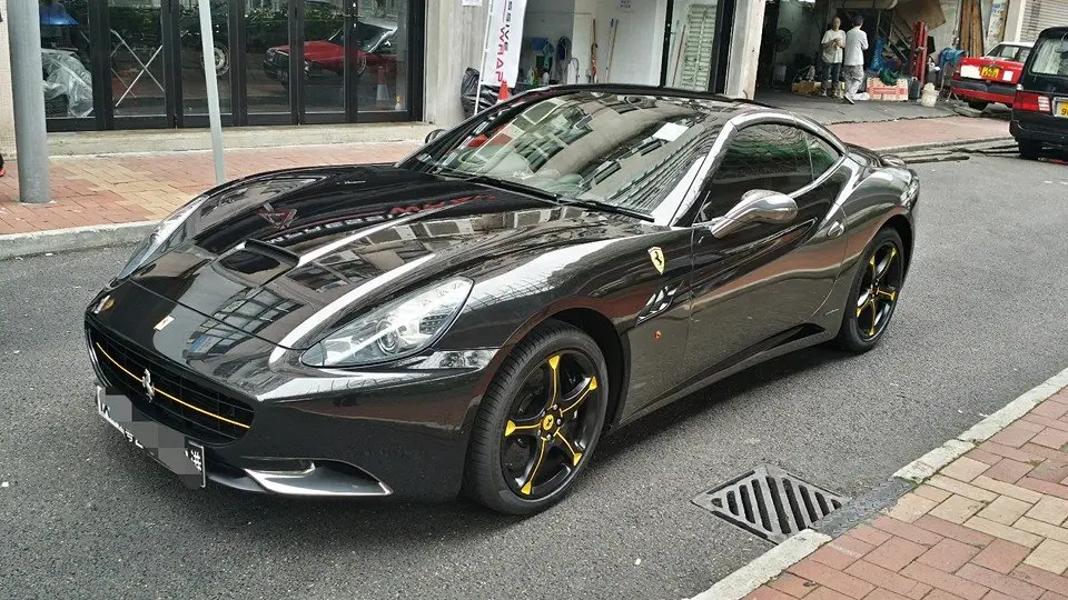 best looking black ferrari california - Is there a black Ferrari