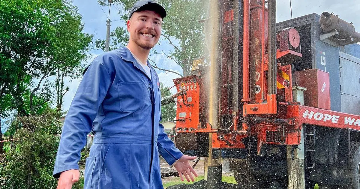 MrBeast y su colección de autos: una mirada a los vehículos que conduce - Por qué cancelaron a MrBeast mrbeast ferrari - Por qué cancelaron a MrBeast