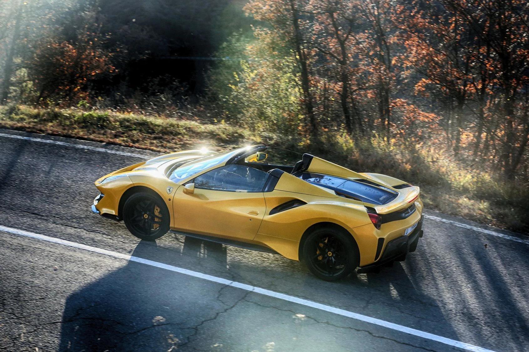 ferrari yellow car - Por qué Ferrari estaba en amarillo