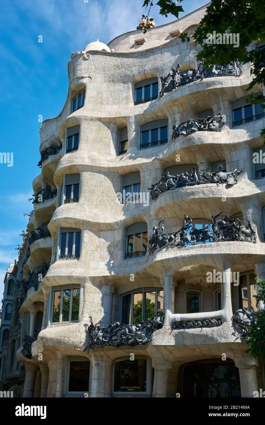 casa la pedrera ferrari - Por qué se llama La Pedrera