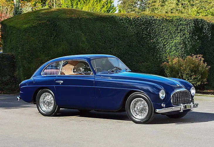 195 21 054 ferrari - Qué es el código del automotor