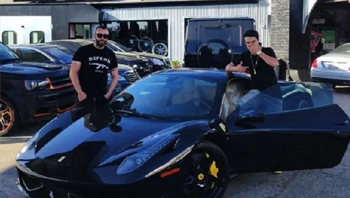 alec monopoly ferrari - Qué hace Alec Monopoly