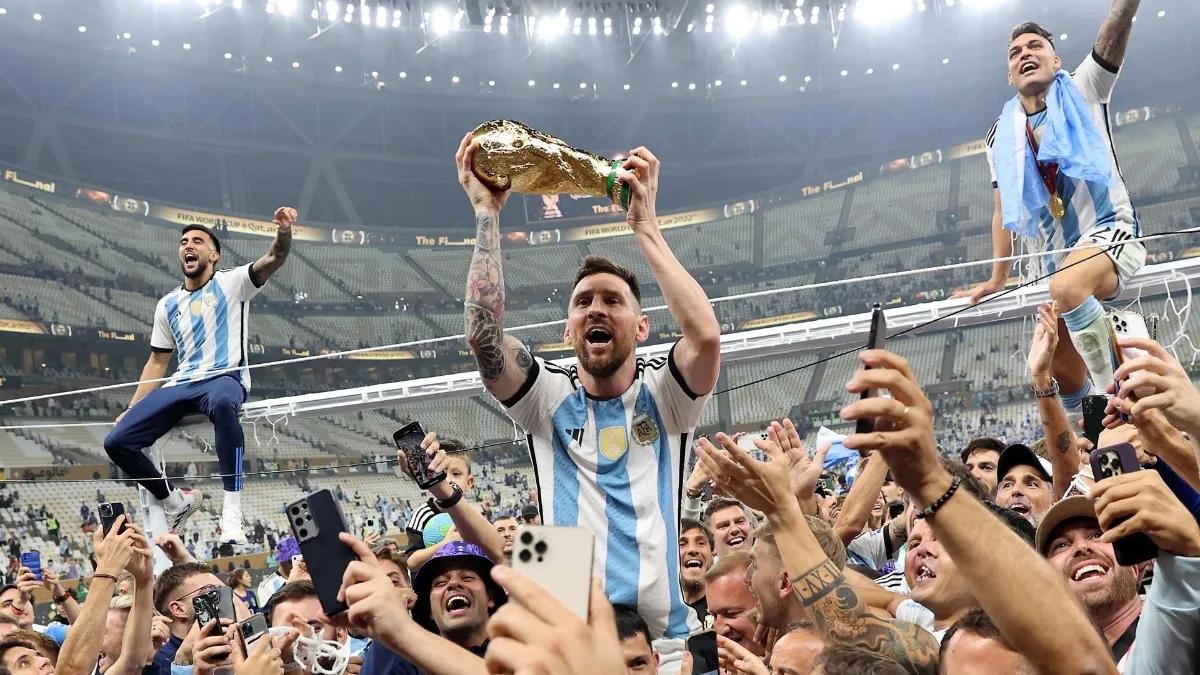 kun aguero ferrari - Qué le dijo Messi al Kun Agüero