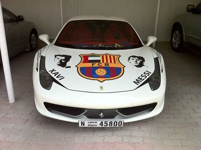 carros ferraris del barselona - Qué marca de carros patrocina al Barcelona