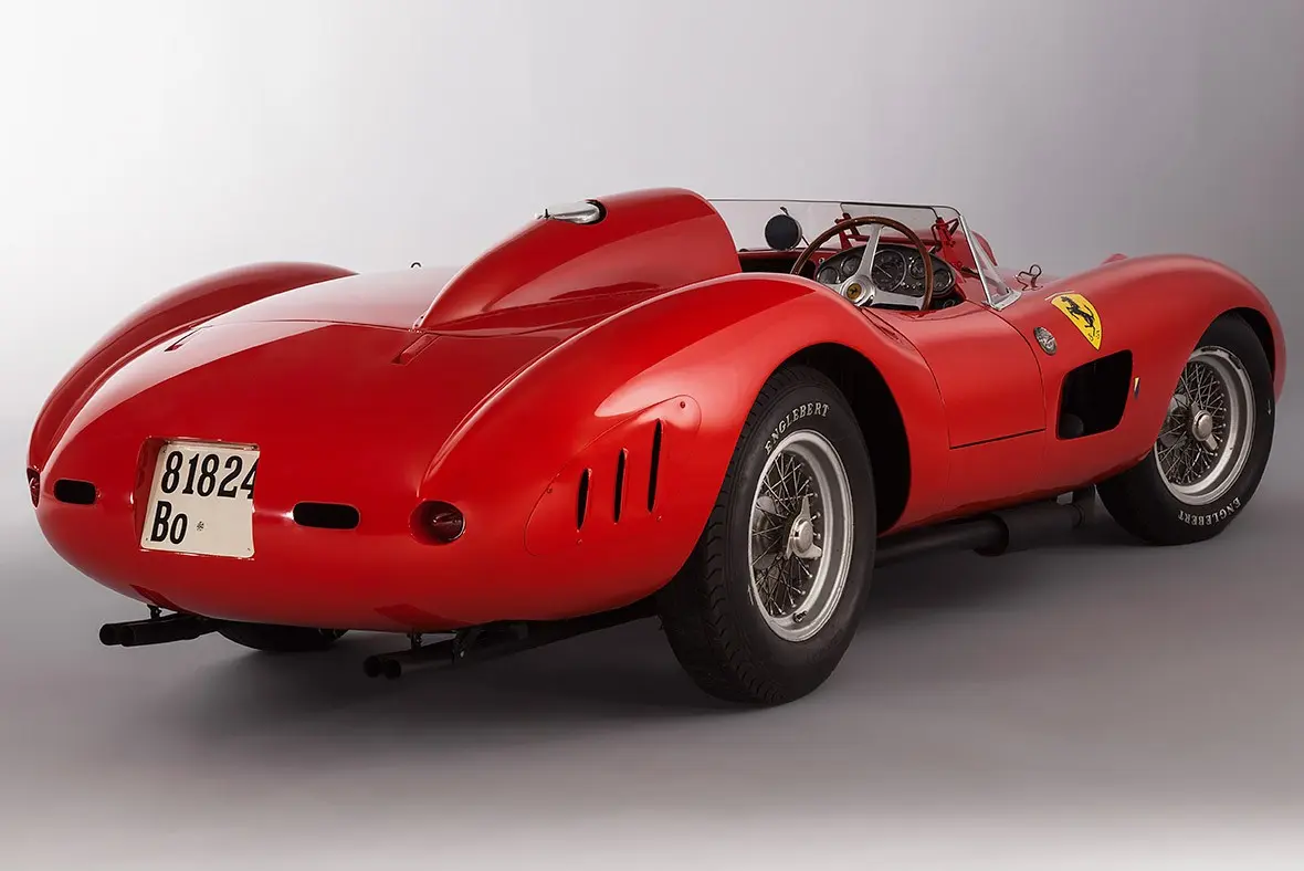 Ferraris de Messi: La pasión del astro del fútbol por los autos deportivos - Qué marca tiene Messi ferraris de mesii - Qué marca tiene Messi