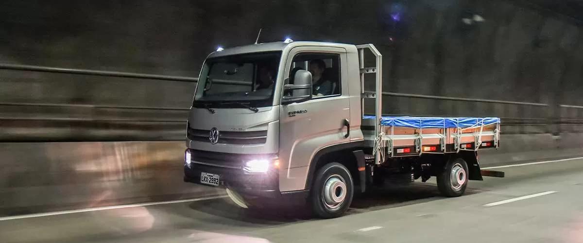 man tgx rojo ferrari - Qué motor llevan los camiones MAN
