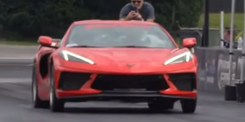 ferrari c8 - Qué motor tiene el C8