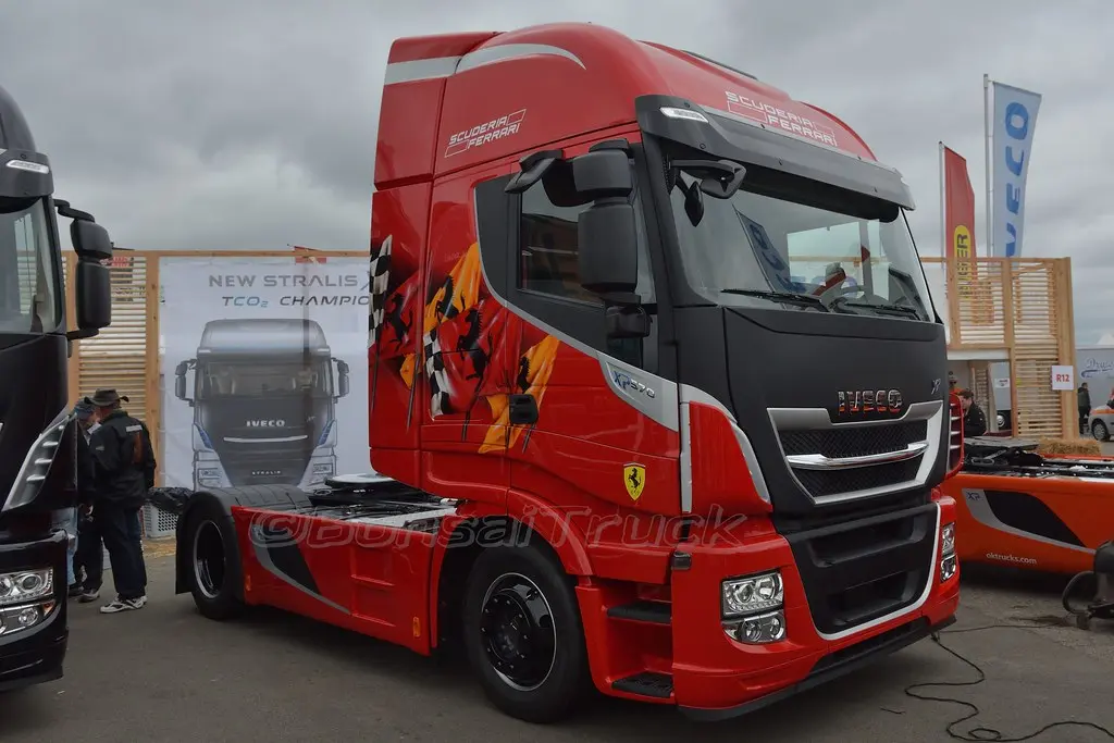 iveco stralis ferrari - Qué motor trae Iveco
