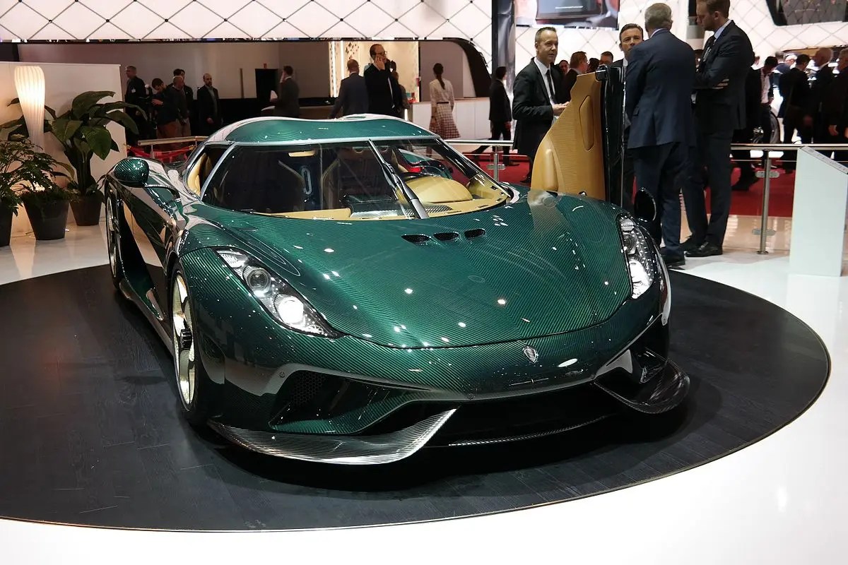 Koenigsegg vs Ferrari: Una comparación de superautos - Qué motor traen los Koenigsegg koenigsegg vs ferrari - Qué motor traen los Koenigsegg