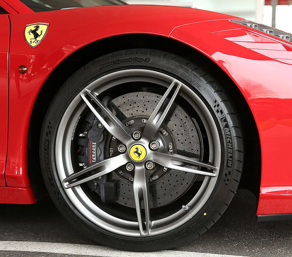 con que.neumaticos viene las ferrari - Qué neumáticos hay en la F1