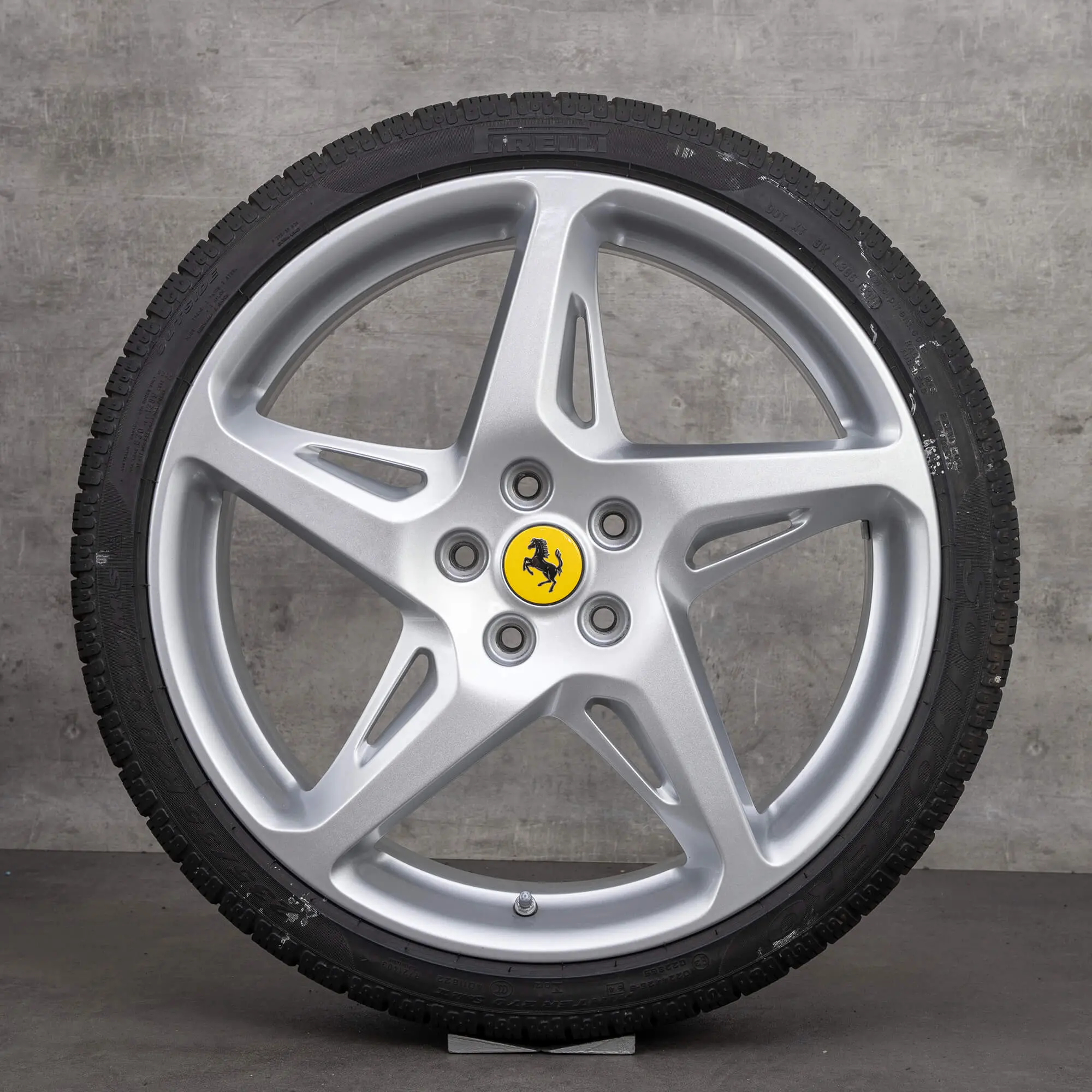 nunero de llanta ferrari - Qué significa 112 en llantas