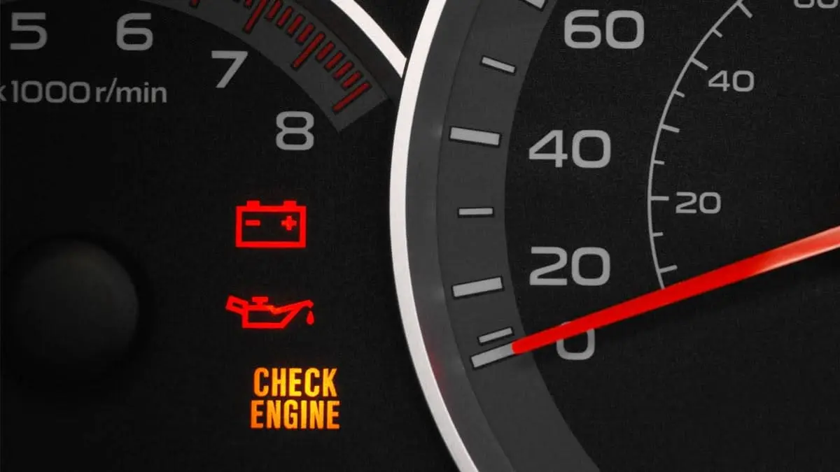 rayo de luz de un ferrari - Qué significa la luz roja del motor