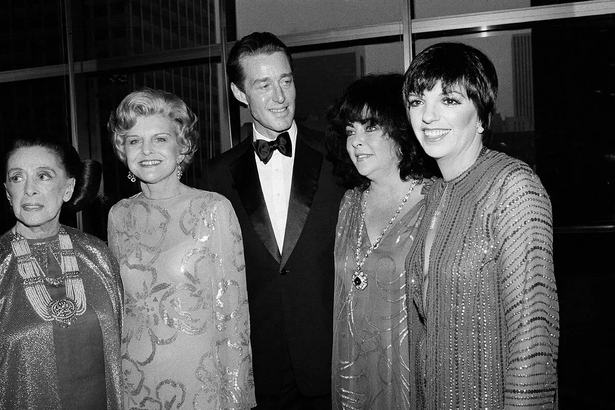 halston ferrari - Quién era el novio de Halston