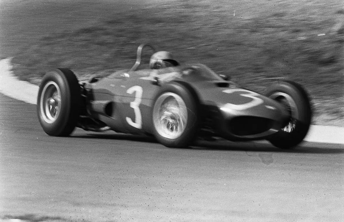 ricardo rodriguez ferrari - Quién fue el piloto mexicano más joven fichado por Ferrari