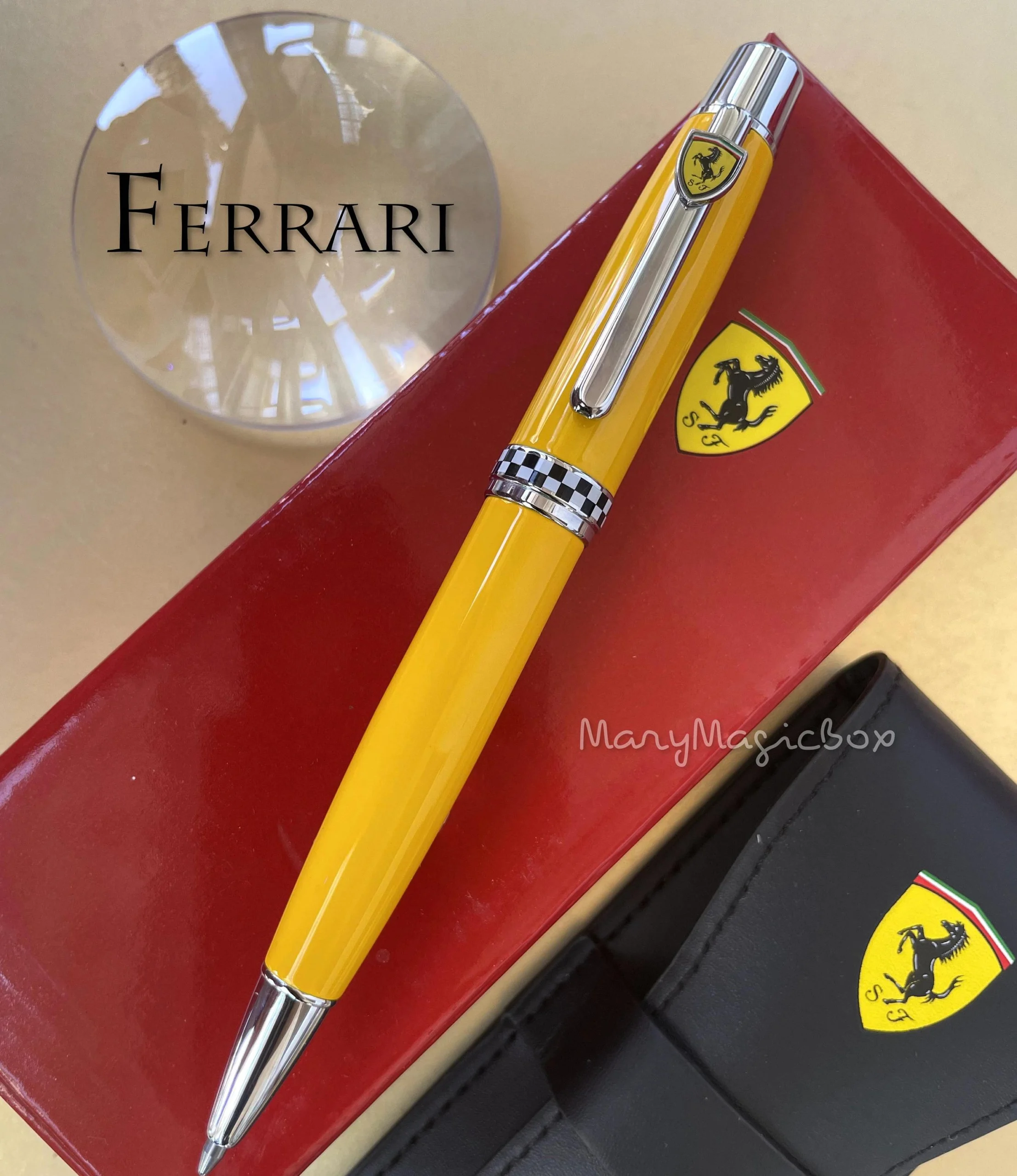 artena ferrari pluma - Quién inventó la pluma de acero