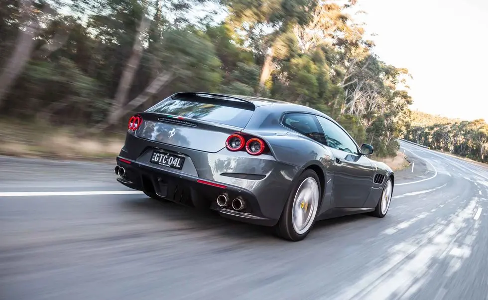 ferrari gtc4 lusso fuel consumption - What fuel does Ferrari GTC4Lusso use