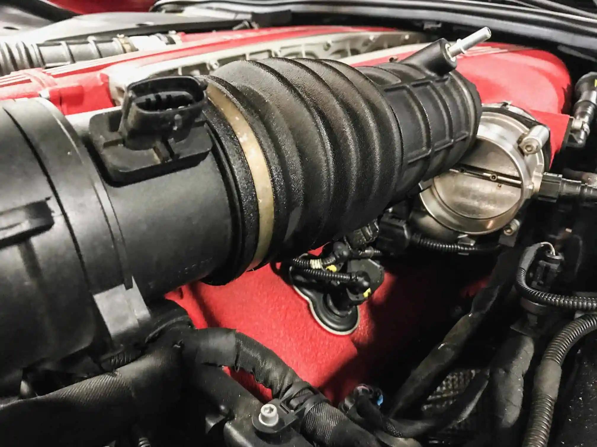 ferrari to much oil in car - What happens if there's too much oil in a car