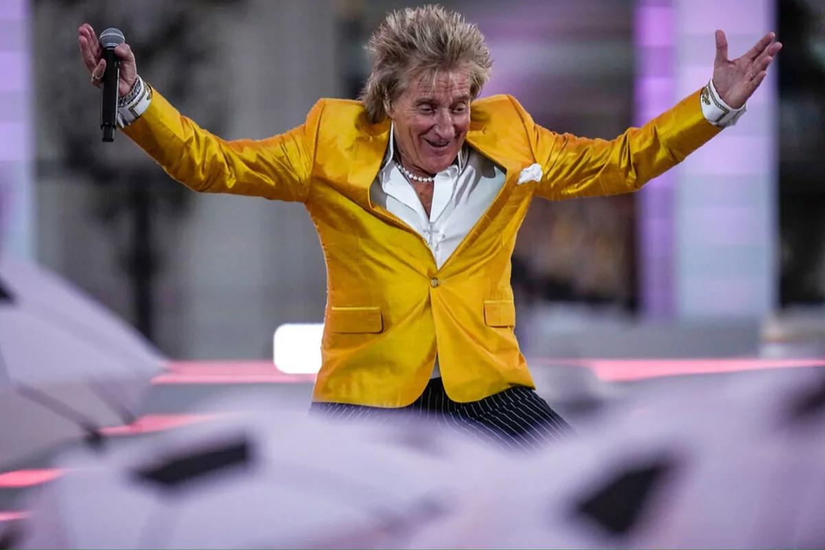 rod stewart ferrari collection - What is Rod Stewart's net worth