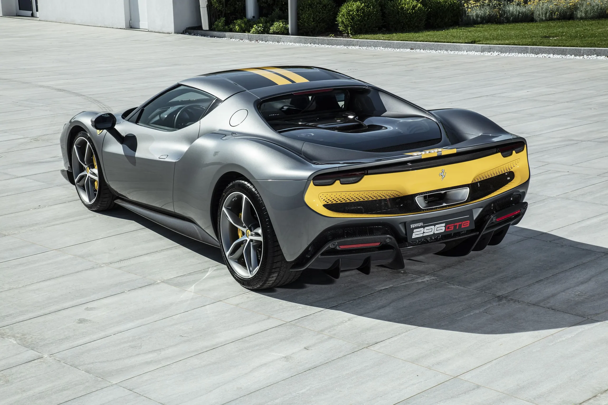 ferrari 296 gtb specs - What is the 0 200 time of Ferrari 296 GTB