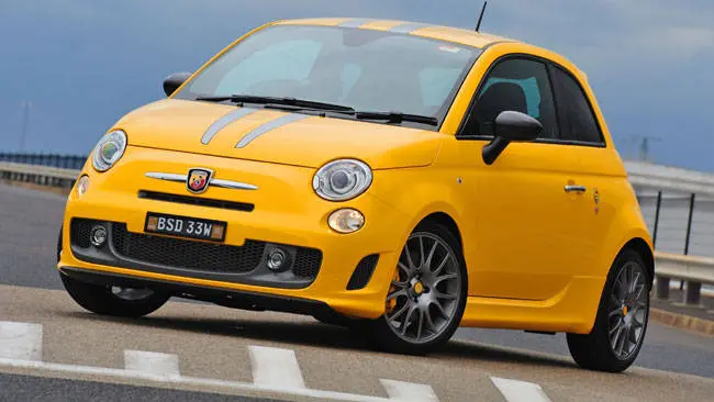 Abarth 695 Ferrari Specs: La combinación perfecta entre velocidad y emoción - What is the top speed of the Ferrari Abarth 695 Tributo abarth 695 ferrari specs - What is the top speed of the Ferrari Abarth 695 Tributo