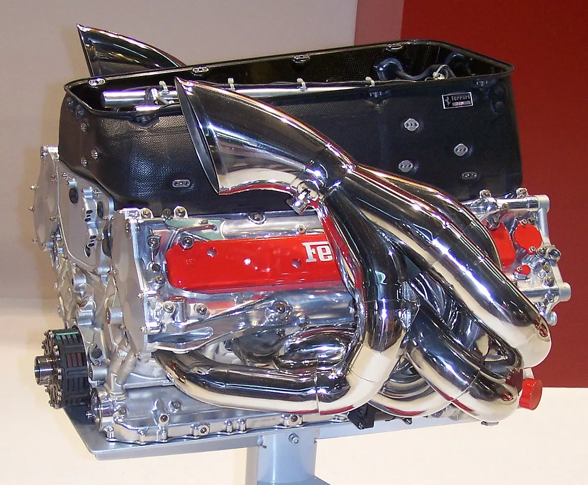 ferrari type 047 engine - Why are V10 engines rare