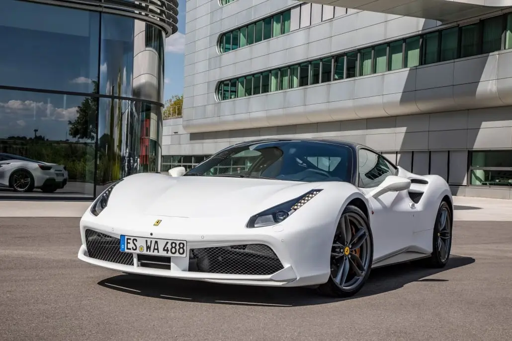 ferrari 488 weiß - Wie viel PS hat der Ferrari 488 Spider